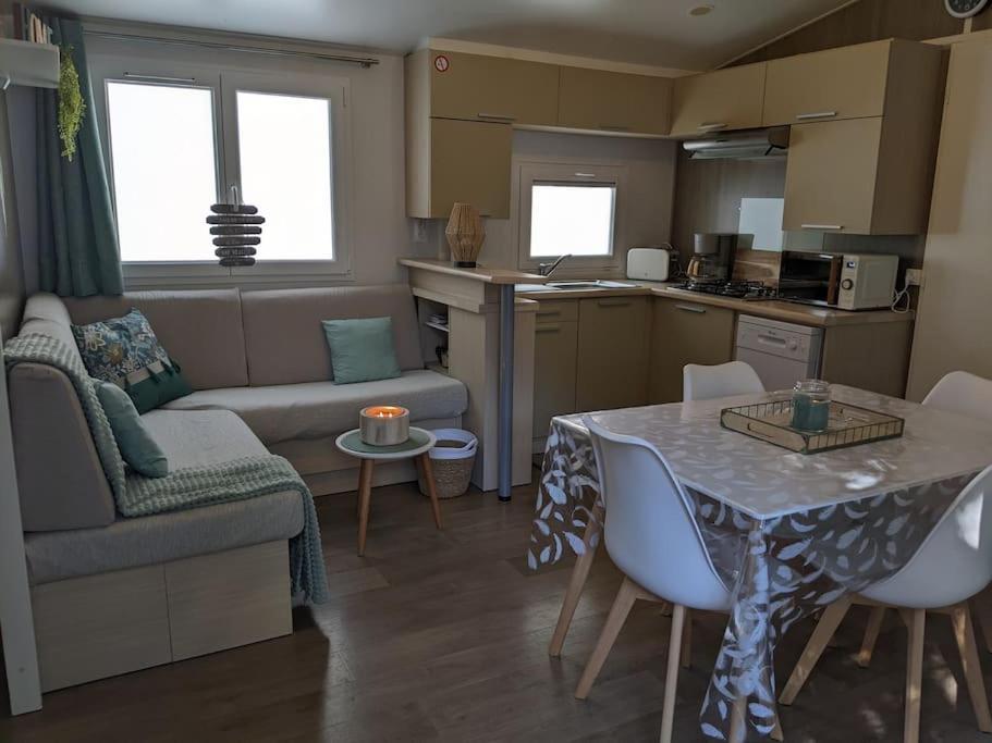 Mobil Home chaleureux Longeville sur mer (85) Avenue du Docteur Joussemet, 85560 Longeville-sur-Mer