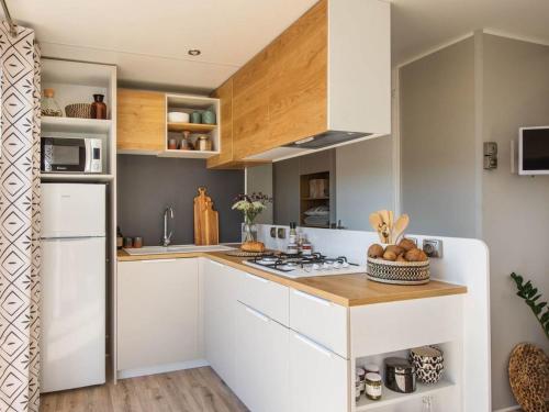 Mobil-Home Jullouville, 4 pièces, 6 personnes - FR-1-361A-29