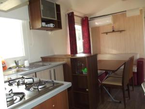 Maison de vacances Mobile Home 4 people with air conditioning and heating 2 bedrooms 406 Boulevard Francis Vals 11210 Port-la-Nouvelle Languedoc-Roussillon