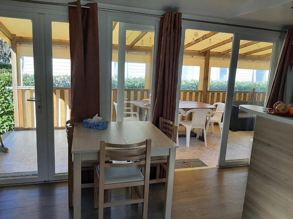 Mobile home 63179 TyBreizh Holidays at the Reserve 4 star without fun pass 1229 Avenue Félix Ducournau, 40160 Gastes