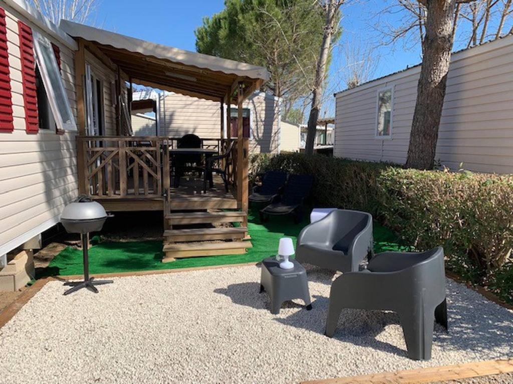 Maison de vacances Mobile home 63685 TyBreizh Holidays at La Carabasse 4 star without fun pass 737 D137 34450 Vias