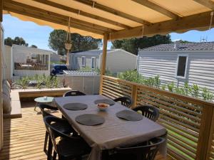 Maison de vacances Mobile home 64762 TyBreizh Holidays at Mar Estang 4 star Voie des Flamants Roses 66140 Canet-en-Roussillon Languedoc-Roussillon