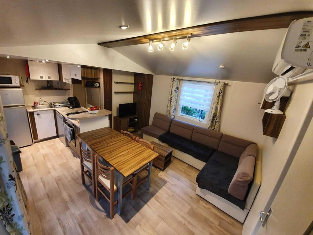 Mobile home 64766 TyBreizh Holidays at Les Charmettes 4 star without fun pass Avenue de la Palmyre, 17570 Les Mathes
