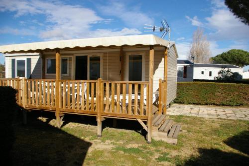 Mobile Home OuiReves 221 facing the Mediterranean