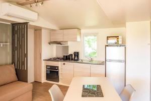 Mobile Home OuiReves 488 facing the Mediterranean