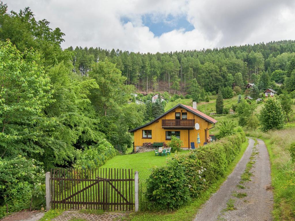 Maison de vacances Mod Holiday Home in Kurort Steinbach Hallenberg with Terrace  98587 Kurort Steinbach-Hallenberg