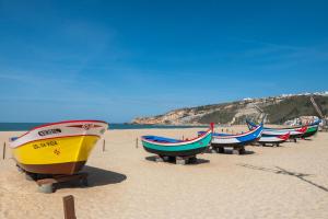 Modern 4 Bed House Beautiful Seaview and Location