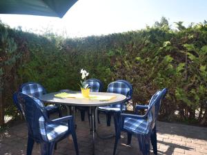 Modern Bungalow in Kr pelin with Garden