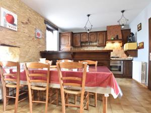 Modern holiday home in Besse Dordogne with private pool