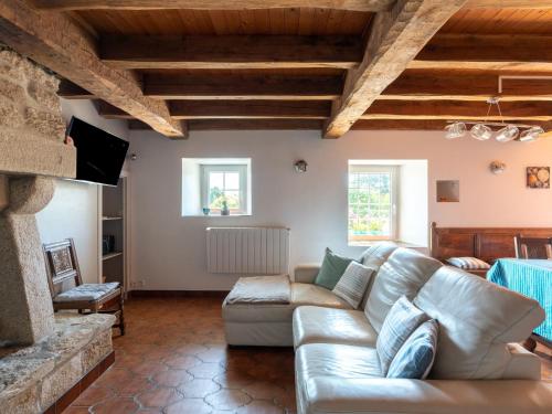 Modern Holiday Home in Plouhinec France with Sea Near