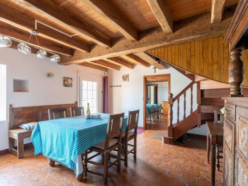 Modern Holiday Home in Plouhinec France with Sea Near