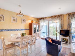 Modern Holiday Home in Saint Rapha l with Private Pool