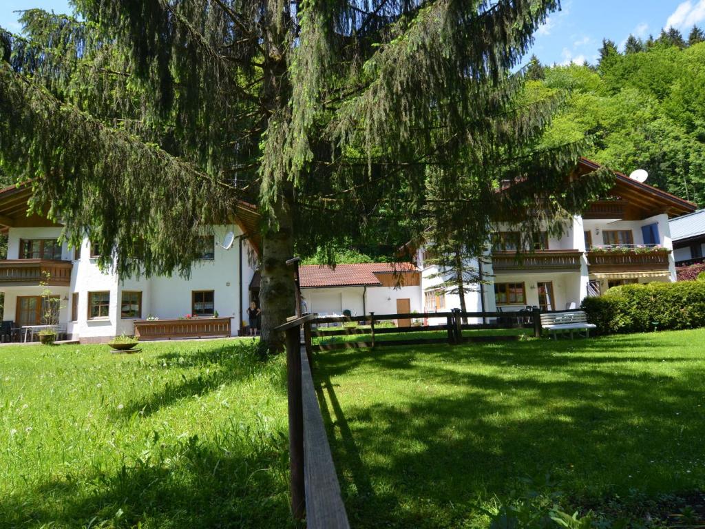 Maison de vacances Modern Holiday Home in Schonau am Konigsee near Ski Area  83471 Mitterbach