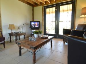 Maison de vacances Modern holiday home in the heart of France for up to 10 people  58360 Saint-Honoré-les-Bains Bourgogne