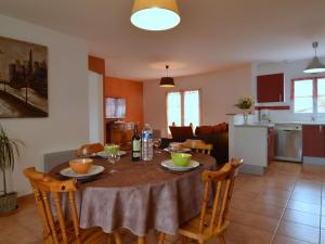 Maison de vacances Modern holiday home with large child friendly garden near the beach  85440 Saint-Hilaire-la-Forêt Pays de la Loire