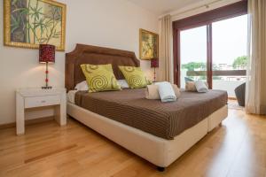 Modern Vila Sol Townhouse with Traditional Vibes