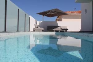 Moderne Villa in Salir do Porto - Villa nas dunas