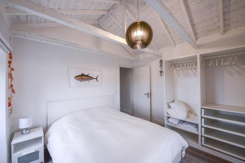 Monchique Islet View House T2