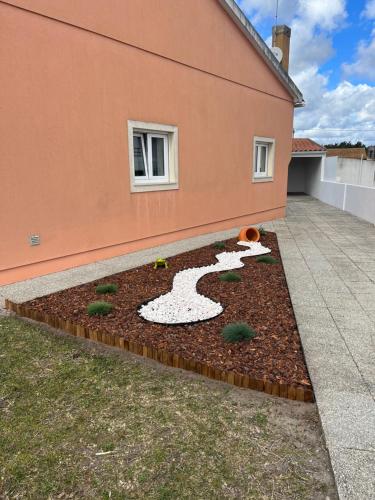 Moradia alegre no centro da Vila da Tocha.