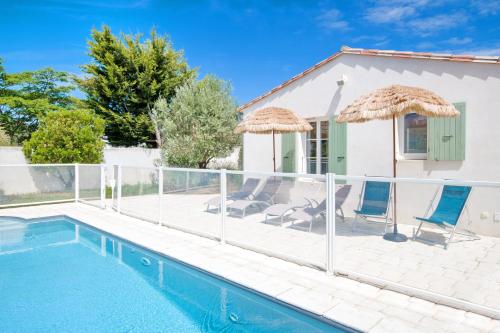 MORANDE GRANDE MAISON AVEC PISCINE PRIVÉE CHAUFÉE