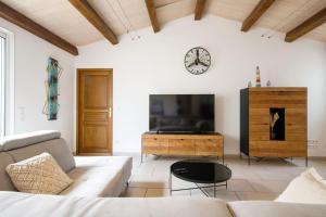 MORANDE GRANDE MAISON AVEC PISCINE PRIVÉE CHAUFÉE