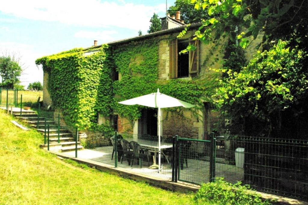 Maison de vacances Moulin dans un parc d’élevage à Daims 9 Impasse du Moulin 21310 Jancigny