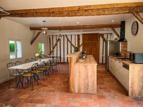 Moulin de Chenappe 13 pers.