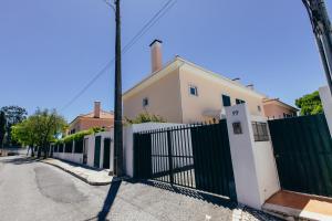 Maison de vacances Mountain Beach House Rua das Amendoeiras 99 A Dto 2645-314 Cascais -1