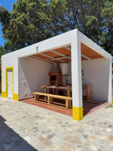 Nadadouro Eco-country-cottage