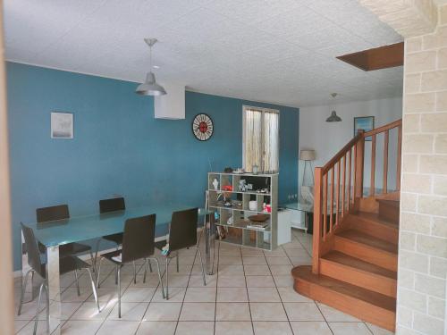 Nanteuil maison chaleureuse et fonctionnelle