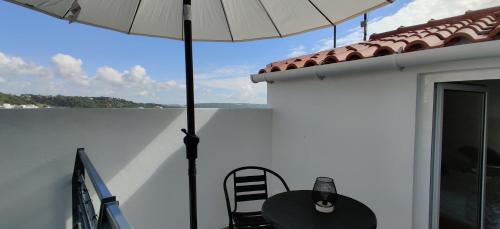 Nazaré Historic Beach House-1 minute to the beach