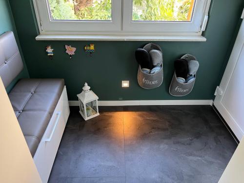 NEU - Familienfreundliches Ferienhaus am GoitzscheSee - 150m bis zum See