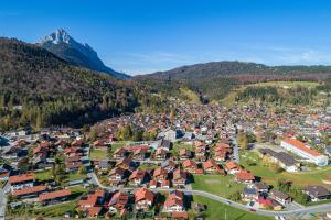 Maison de vacances Neuerbaute Ferienhaushälfte 4erspitzblick Isarauenstraße 6 82481 Mittenwald Bavière