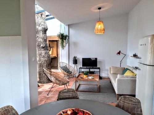 NEW - Beach Tree House at Golden Island