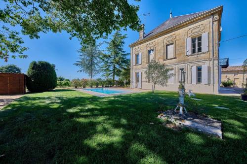 New: Luxurious Wine Estate Saint-Emilion Grand Cru with private swimming pool