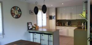 Nice and peaceful 170m with pool and garden