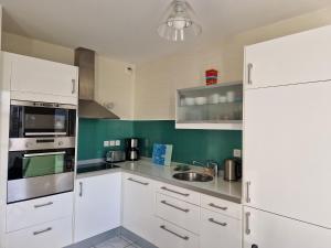 Nice apartment 50m from the beach with balcony and parking, Pléneuf-Val-André