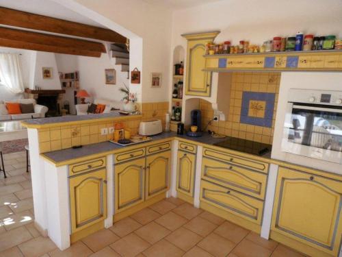 Nice holiday home in Saint Maurice sur Eygues with garden