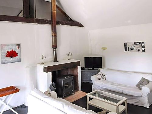 Nice holiday home in Saint Pierre de Frugie with garden