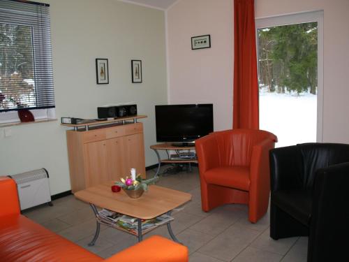 Nice holiday home with dishwasher, in a green area