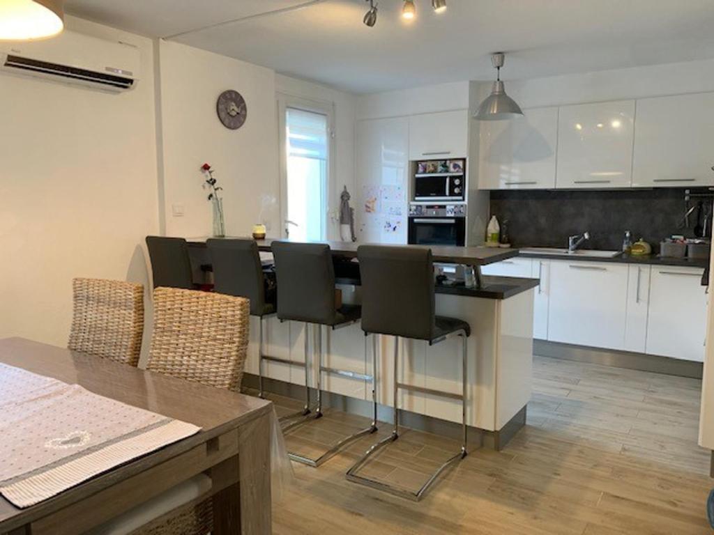 Nice home in Aigues-Mortes with 3 Bedrooms and WiFi 30220 Aigues-Mortes
