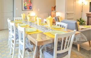 Nice home in Aurseulles with 3 Bedrooms and WiFi