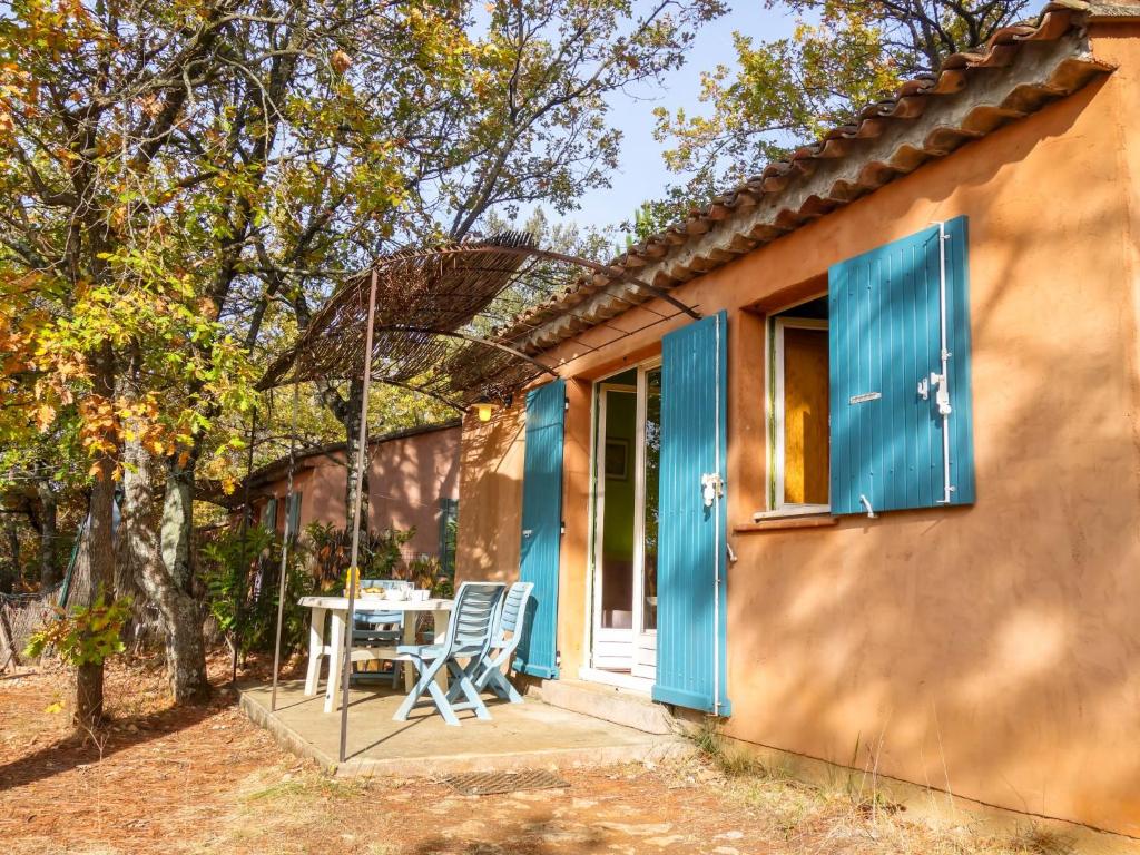 Nice home in Barjac with 1 Bedrooms, WiFi and Swimming pool 30430 Barjac