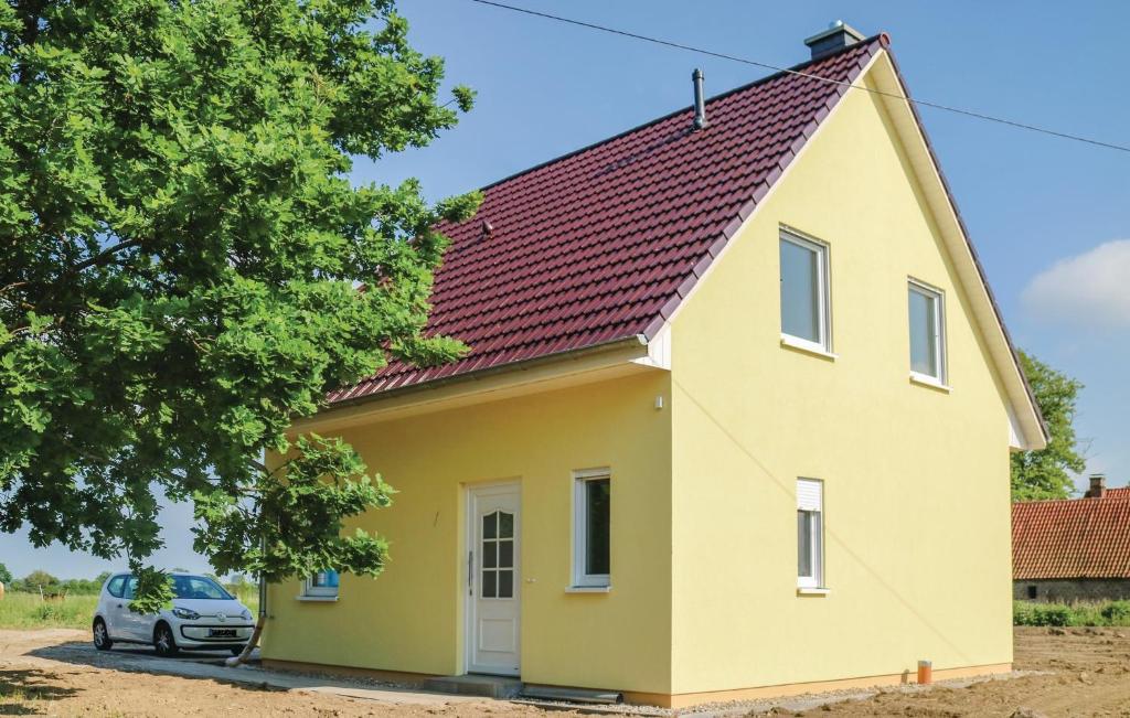 Nice home in Beiershagen with 3 Bedrooms and WiFi , 18311 Beiershagen