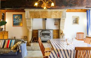 Nice home in Bricquebec-en-Cotentin with 3 Bedrooms