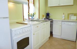 Maison de vacances Nice home in Brucheville with 3 Bedrooms and WiFi  50480 Brucheville Normandie