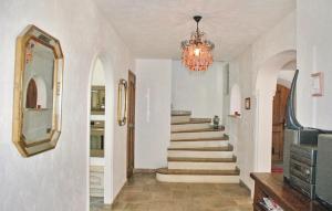 Nice home in Callian with WiFi, Private swimming pool and Outdoor swimming pool