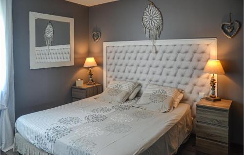 Nice home in Campagnan with WiFi, Private swimming pool and Outdoor swimming pool