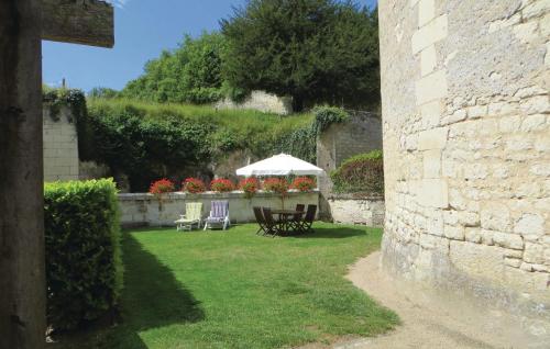 Nice home in Chinon with 2 Bedrooms and WiFi