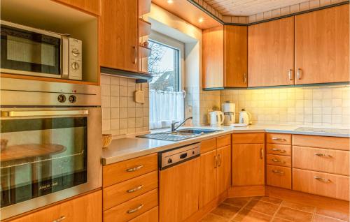Nice home in Dagebll with 4 Bedrooms and WiFi